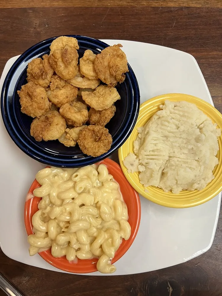 Fried Shrimp with Mac & Cheese